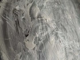 椰子油去污膏可以清除锅底陈年垢吗？